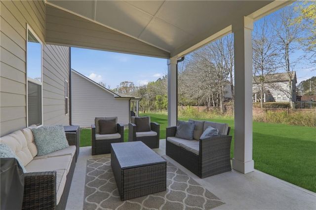 22 Winding Rose Drive, Hoschton, GA 30548