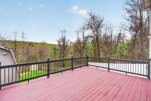 141 Dogwood Road, Cortlandt Manor, NY 10567