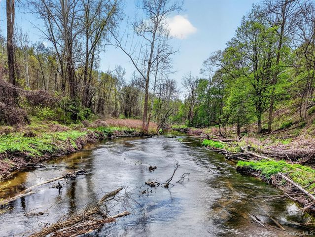 141 Dogwood Road, Cortlandt Manor, NY 10567