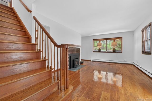 141 Dogwood Road, Cortlandt Manor, NY 10567