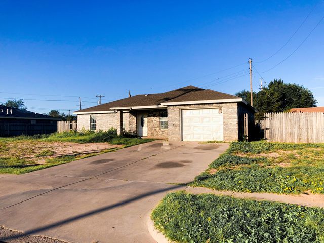 2002 Southeast Drive, Lubbock, TX 79404