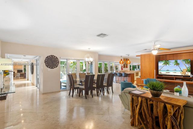 4101 Bayview Dr, Fort Lauderdale, FL 33308