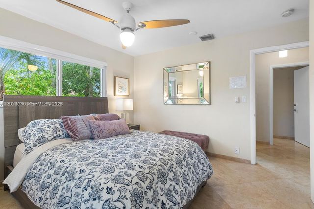 4101 Bayview Dr, Fort Lauderdale, FL 33308