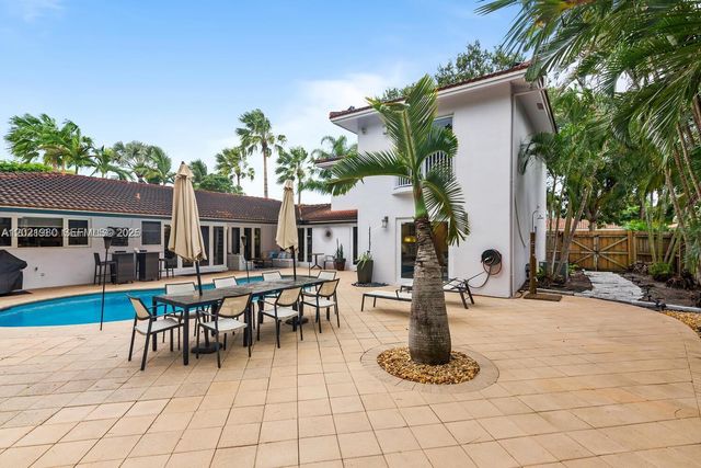 4101 Bayview Dr, Fort Lauderdale, FL 33308