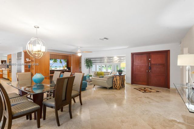 4101 Bayview Dr, Fort Lauderdale, FL 33308