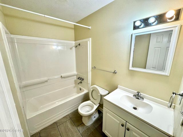 4006 E 11th Street F, Panama City, FL 32404
