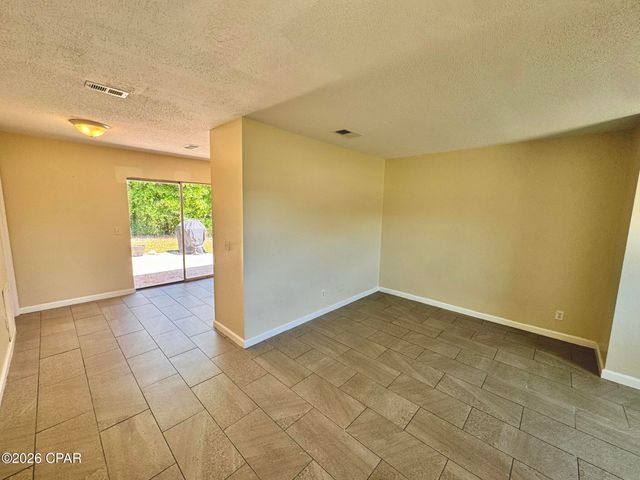 4006 E 11th Street F, Panama City, FL 32404