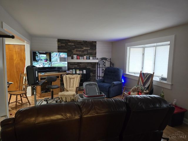 8770 Cox Road, West Chester, OH 45069