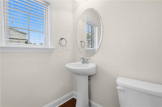 1940 Discovery Park Lane, Decatur, GA 30033