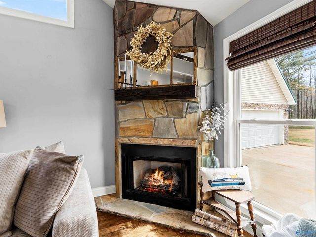 120 Preston Cove Road, Scottsboro, AL 35769