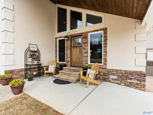 120 Preston Cove Road, Scottsboro, AL 35769