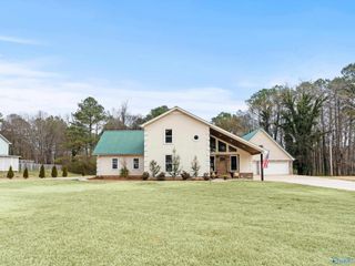 120 Preston Cove Road, Scottsboro, AL 35769