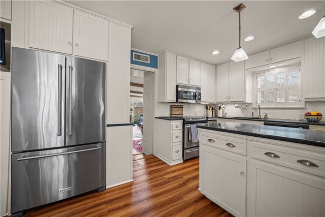 3343 San Antonio St, Corpus Christi, TX 78411