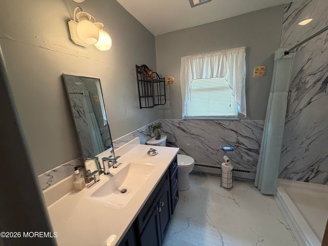 572A Sheffield Court, Lakewood, NJ 08701