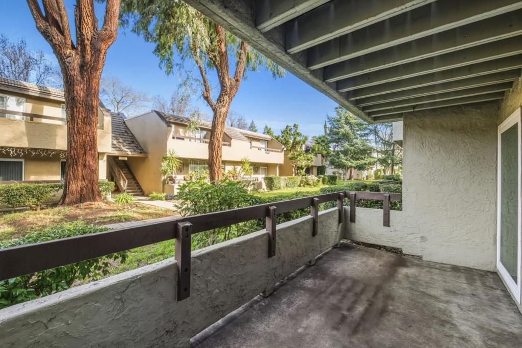 Image 27 of property listing at 305 Tradewinds Drive 7, San Jose, CA 95123