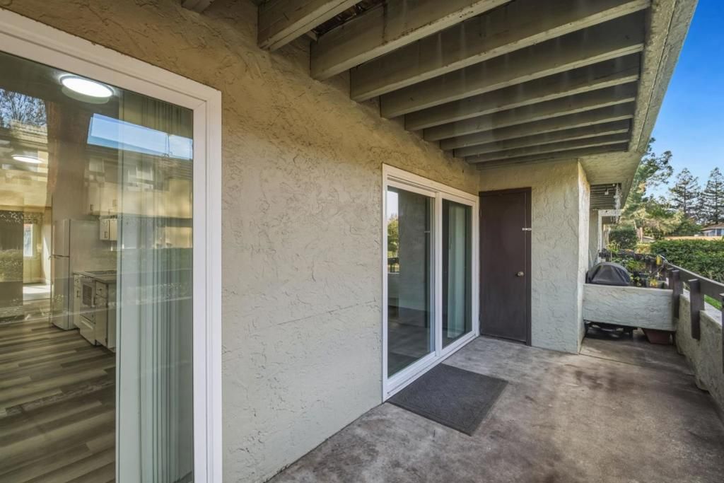 Image 28 of property listing at 305 Tradewinds Drive 7, San Jose, CA 95123
