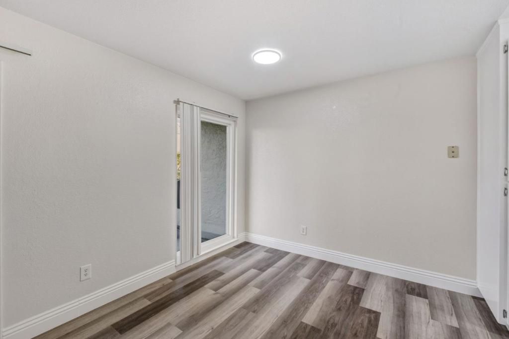 Image 6 of property listing at 305 Tradewinds Drive 7, San Jose, CA 95123