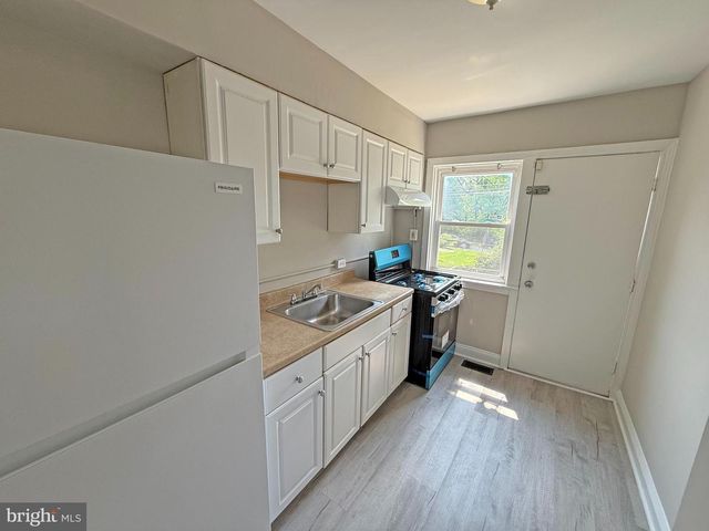 615 BENNINGHAUS RD, Baltimore, MD 21212