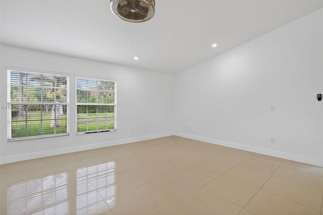 21080 SW 242nd St, Homestead, FL 33031