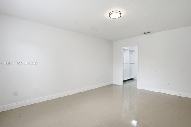 21080 SW 242nd St, Homestead, FL 33031