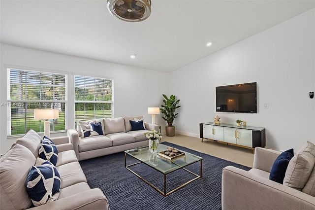 21080 SW 242nd St, Homestead, FL 33031