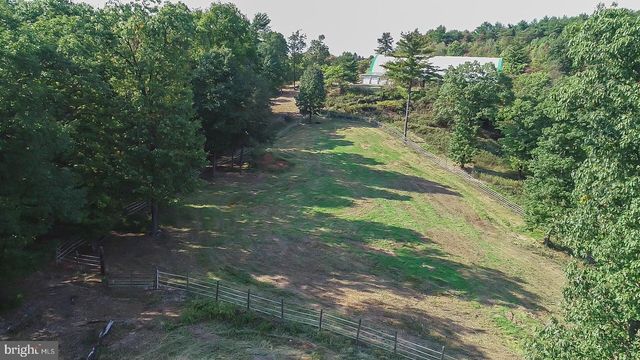 1480 SUMMER HILL RD, Auburn, PA 17922
