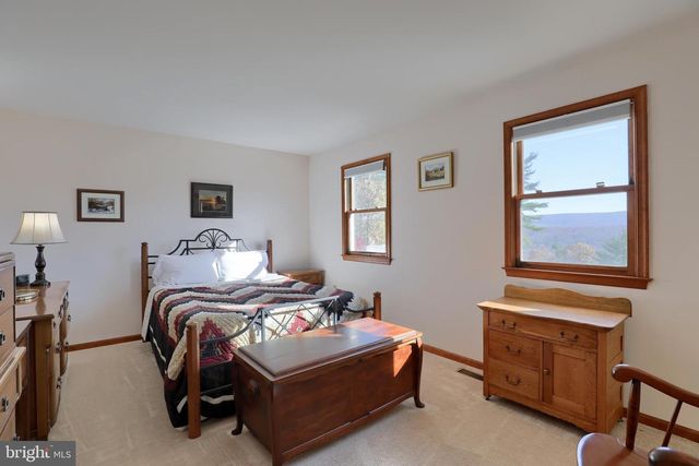 1480 SUMMER HILL RD, Auburn, PA 17922