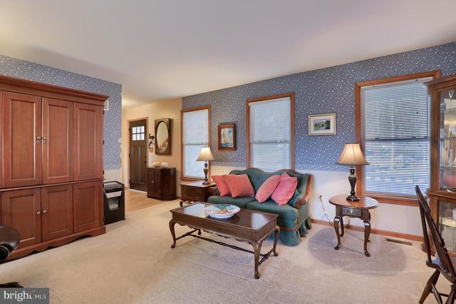 1480 SUMMER HILL RD, Auburn, PA 17922