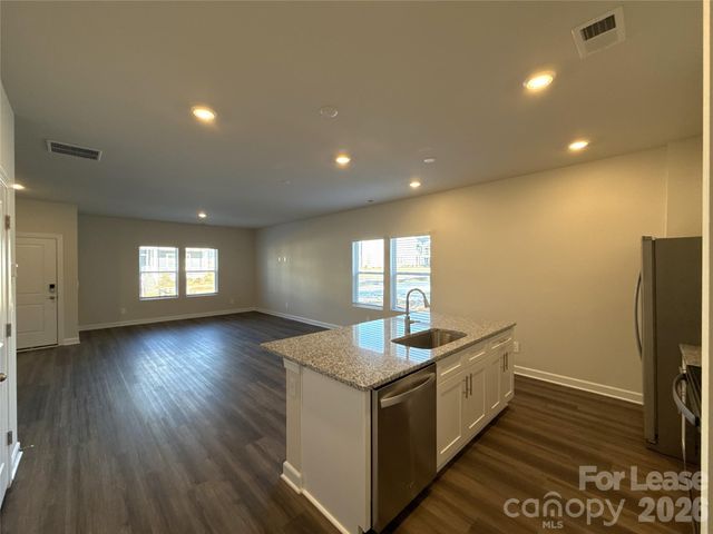 125 Utility Lane A, Mooresville, NC 28117