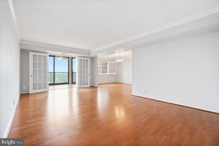 5902 MOUNT EAGLE DR #1402, Alexandria, VA 22303