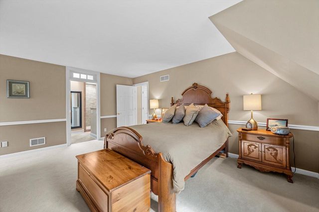 9411 41st AVENUE, Pleasant Prairie, WI 53158
