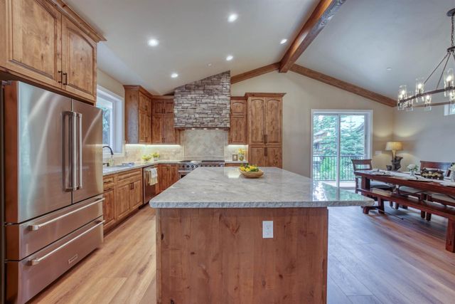 39484 Crest Point Lane, Shaver Lake, CA 93664