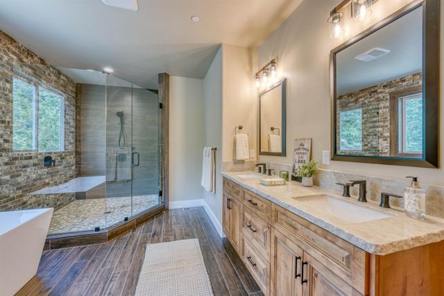 39484 Crest Point Lane, Shaver Lake, CA 93664