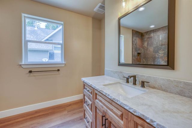 39484 Crest Point Lane, Shaver Lake, CA 93664