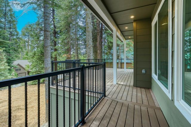 39484 Crest Point Lane, Shaver Lake, CA 93664
