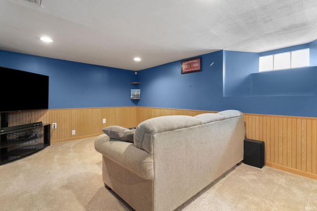 201 George Street, Mishawaka, IN 46544