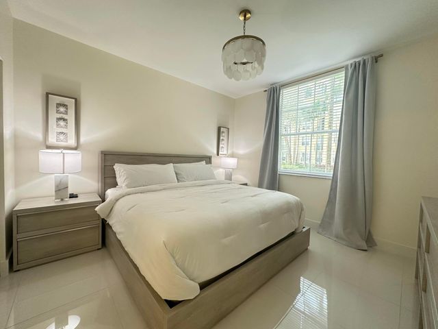 630 S Sapodilla Avenue 110, West Palm Beach, FL 33401