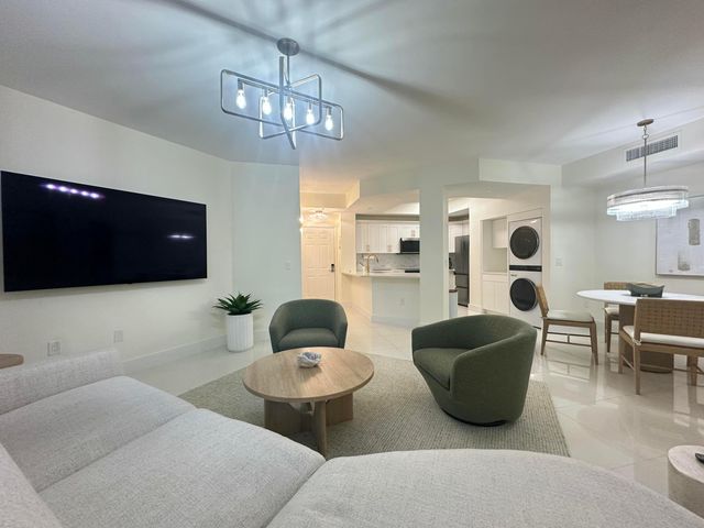 630 S Sapodilla Avenue 110, West Palm Beach, FL 33401