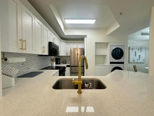 630 S Sapodilla Avenue 110, West Palm Beach, FL 33401