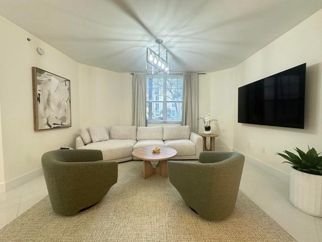 630 S Sapodilla Avenue 110, West Palm Beach, FL 33401