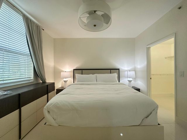 630 S Sapodilla Avenue 110, West Palm Beach, FL 33401