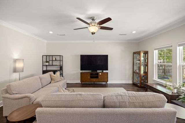 1170 Deer Moss Loop, Niceville, FL 32578