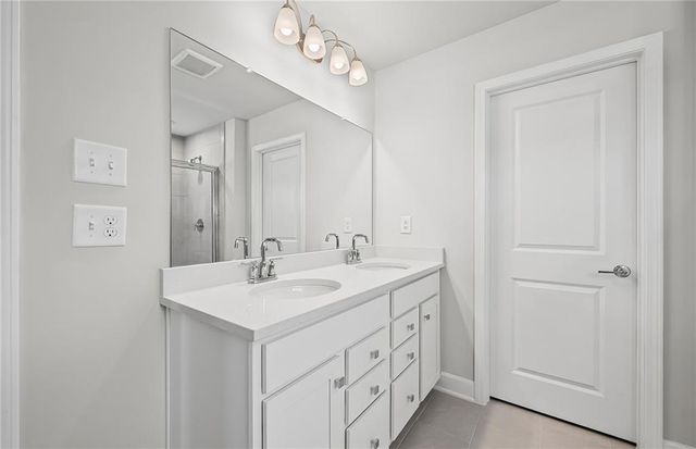 636 Vidalia Park Way, Mcdonough, GA 30252