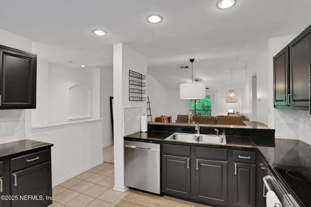 10200 BELLE RIVE Boulevard, 4503, Jacksonville, FL 32256