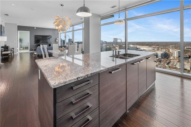 45 Ivan Allen Jr Boulevard NW 2603, Atlanta, GA 30308