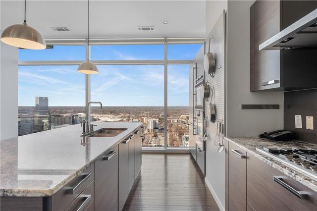 45 Ivan Allen Jr Boulevard NW 2603, Atlanta, GA 30308