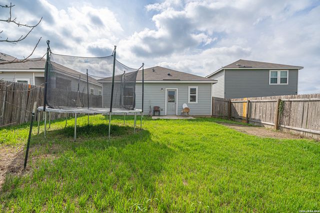 13513 Flower Pond, St Hedwig, TX 78152