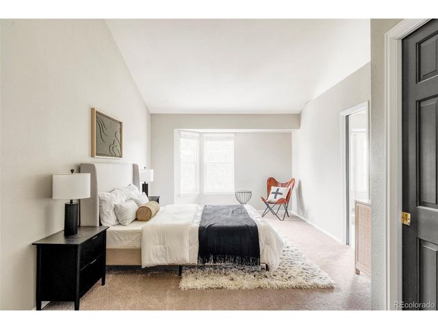 7932 S Vine Ct, Centennial, CO 80122
