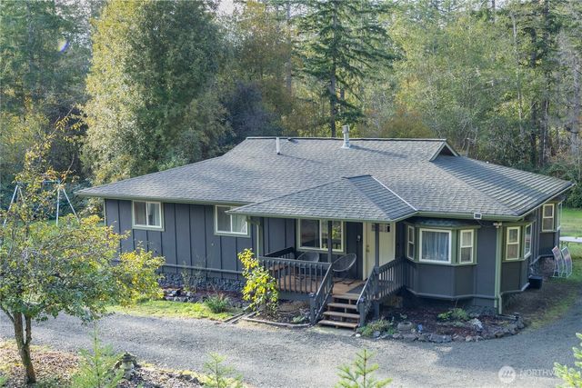 430 E Twilight Way, Allyn, WA 98524