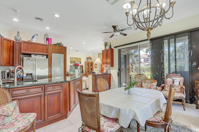 8241 Heritage Club Drive, West Palm Beach, FL 33412